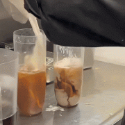 出企业正在岗前培